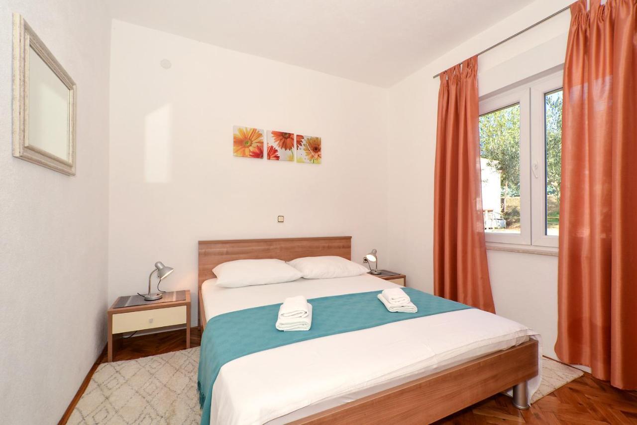 Apartment Una Seget Vranjica Luaran gambar