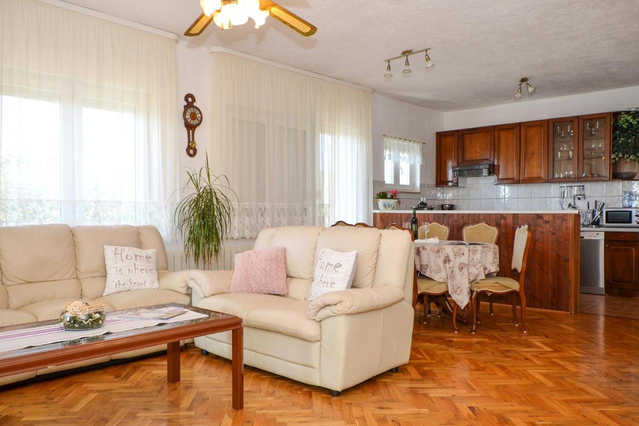 Apartment Una Seget Vranjica Luaran gambar