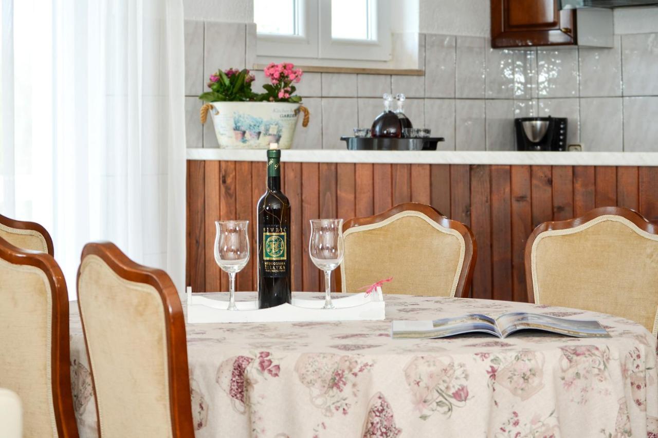 Apartment Una Seget Vranjica Luaran gambar