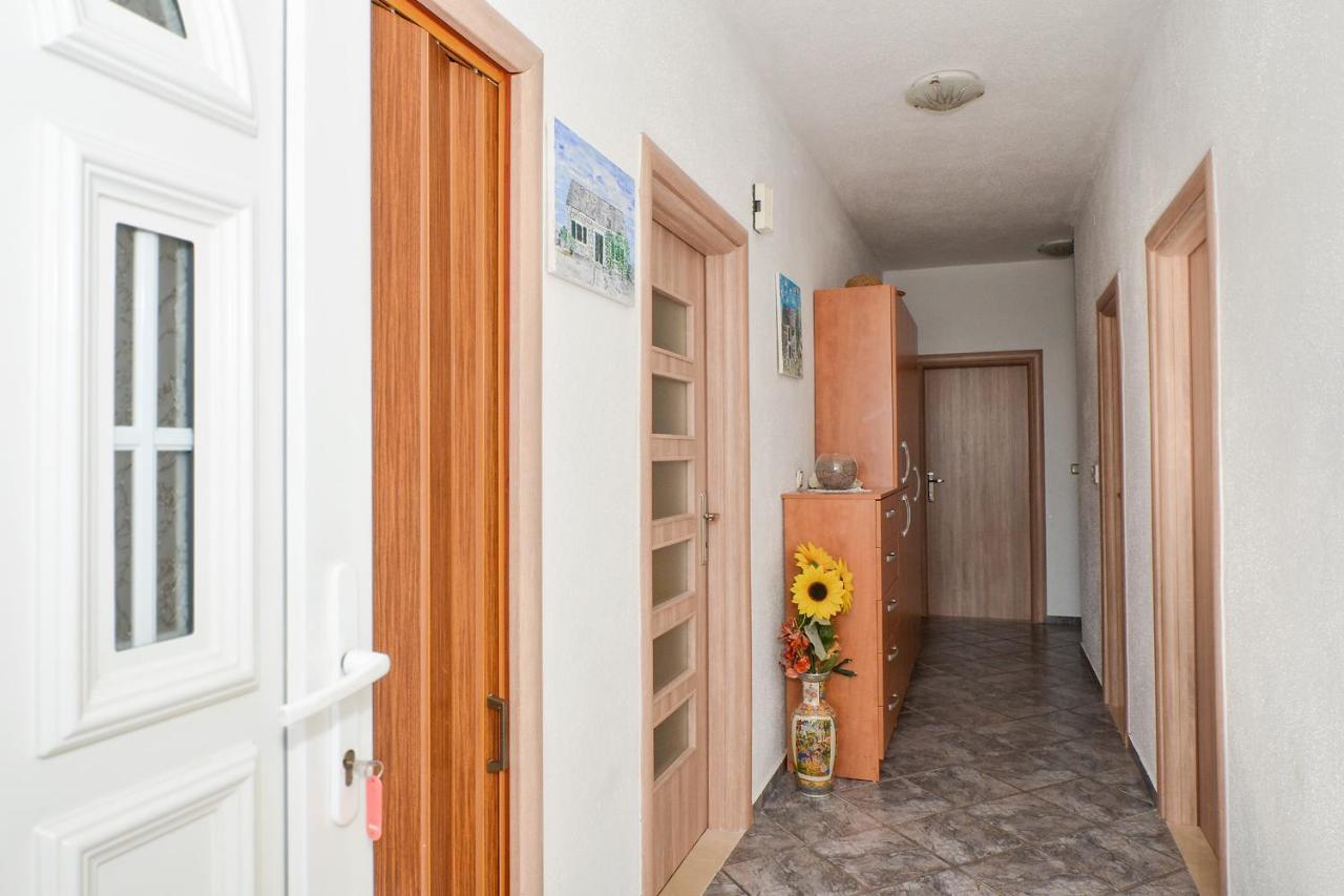 Apartment Una Seget Vranjica Luaran gambar