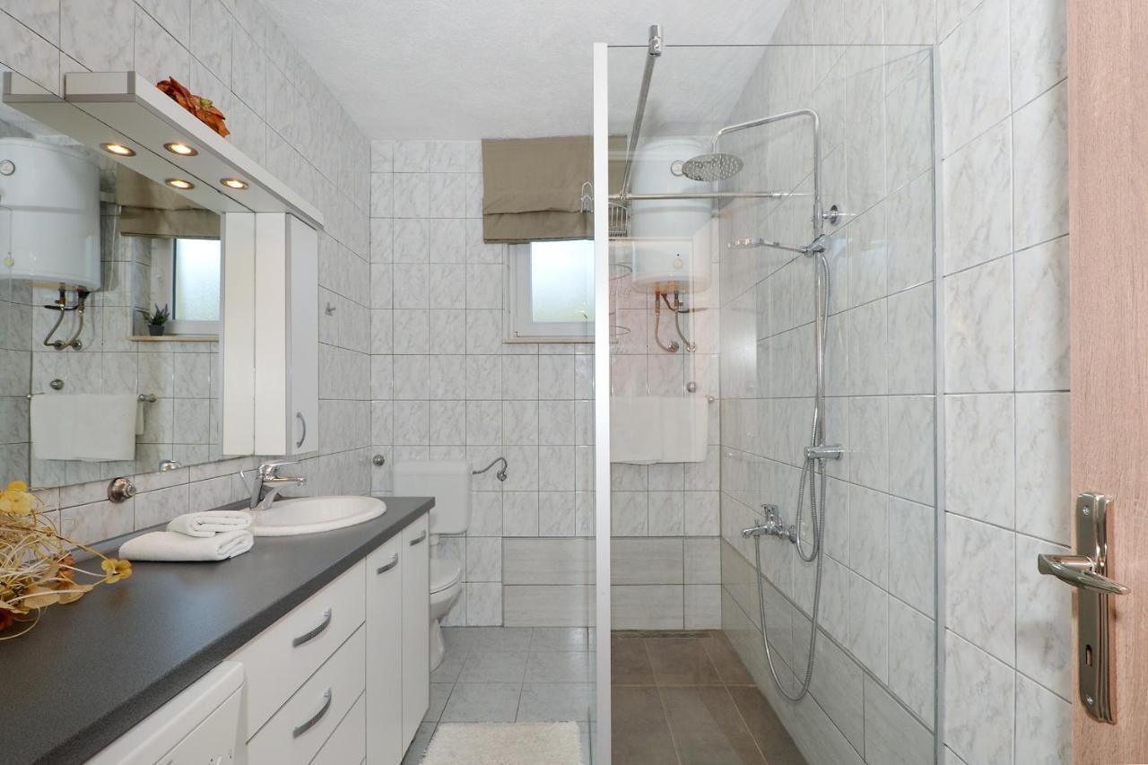 Apartment Una Seget Vranjica Luaran gambar