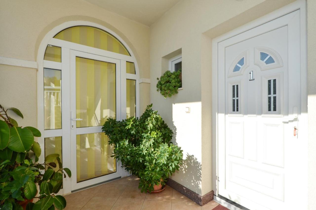 Apartment Una Seget Vranjica Luaran gambar